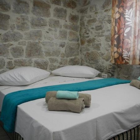 Apartments Valter Тисно Экстерьер фото